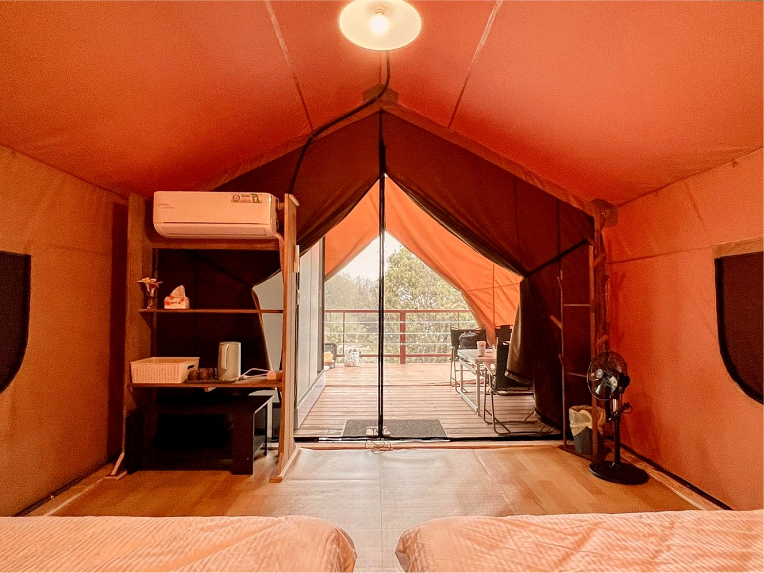 豪華帳篷室內照