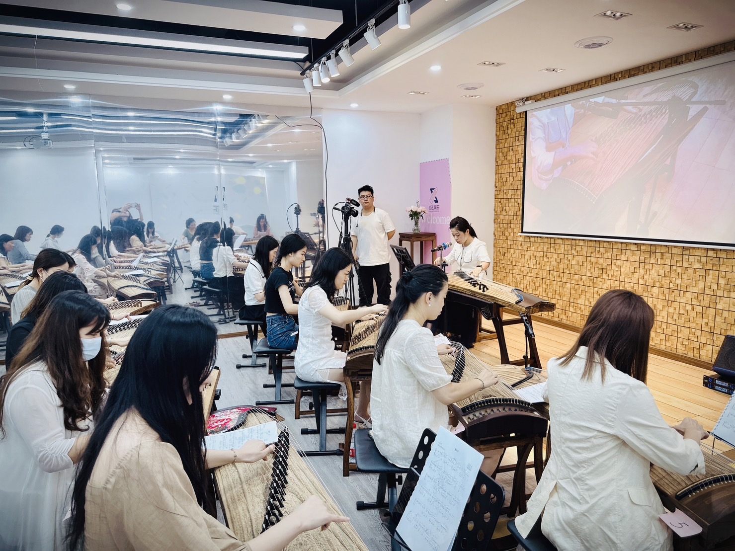 范鶱老師精緻團體班