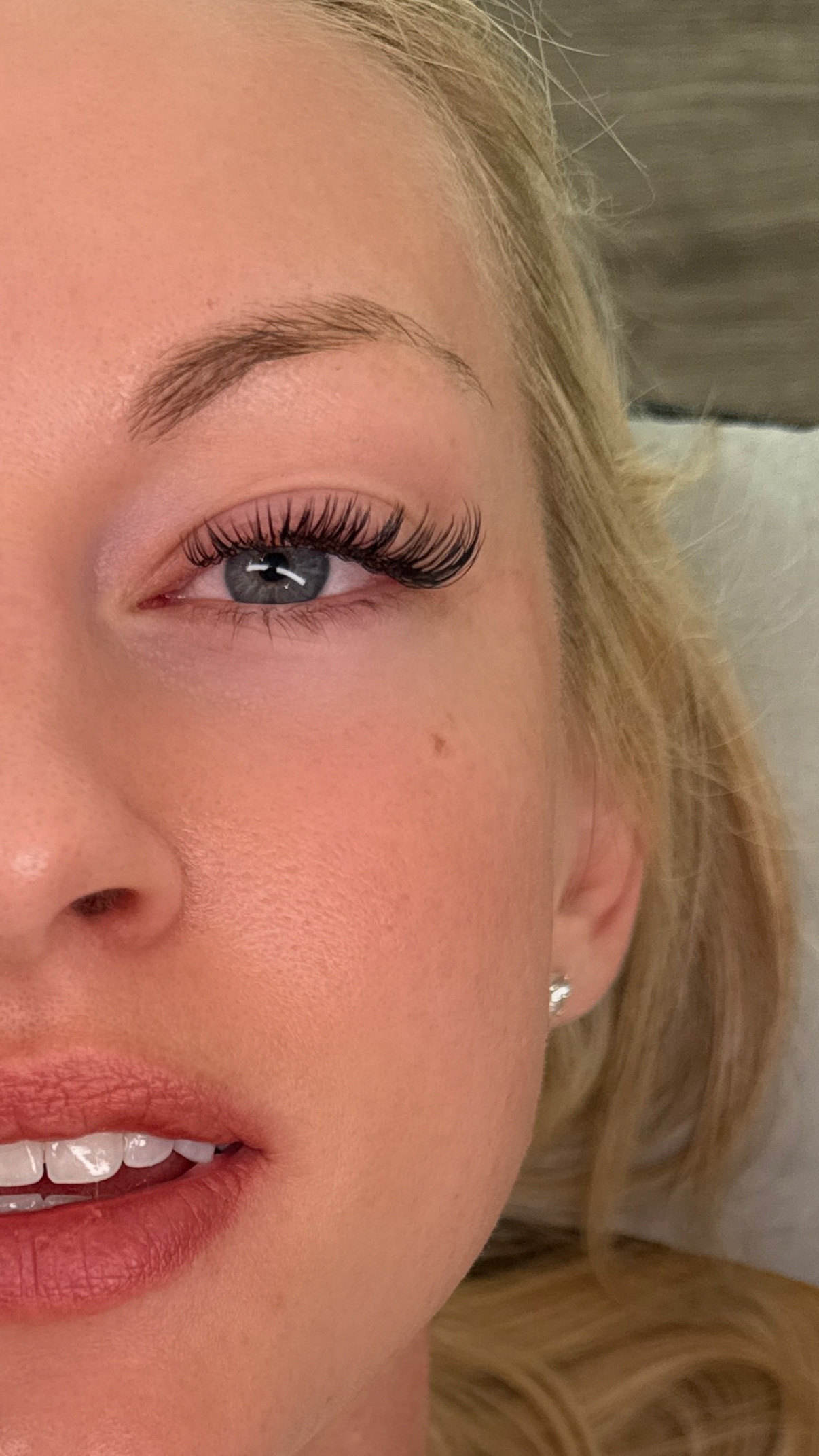 Wispy lashes