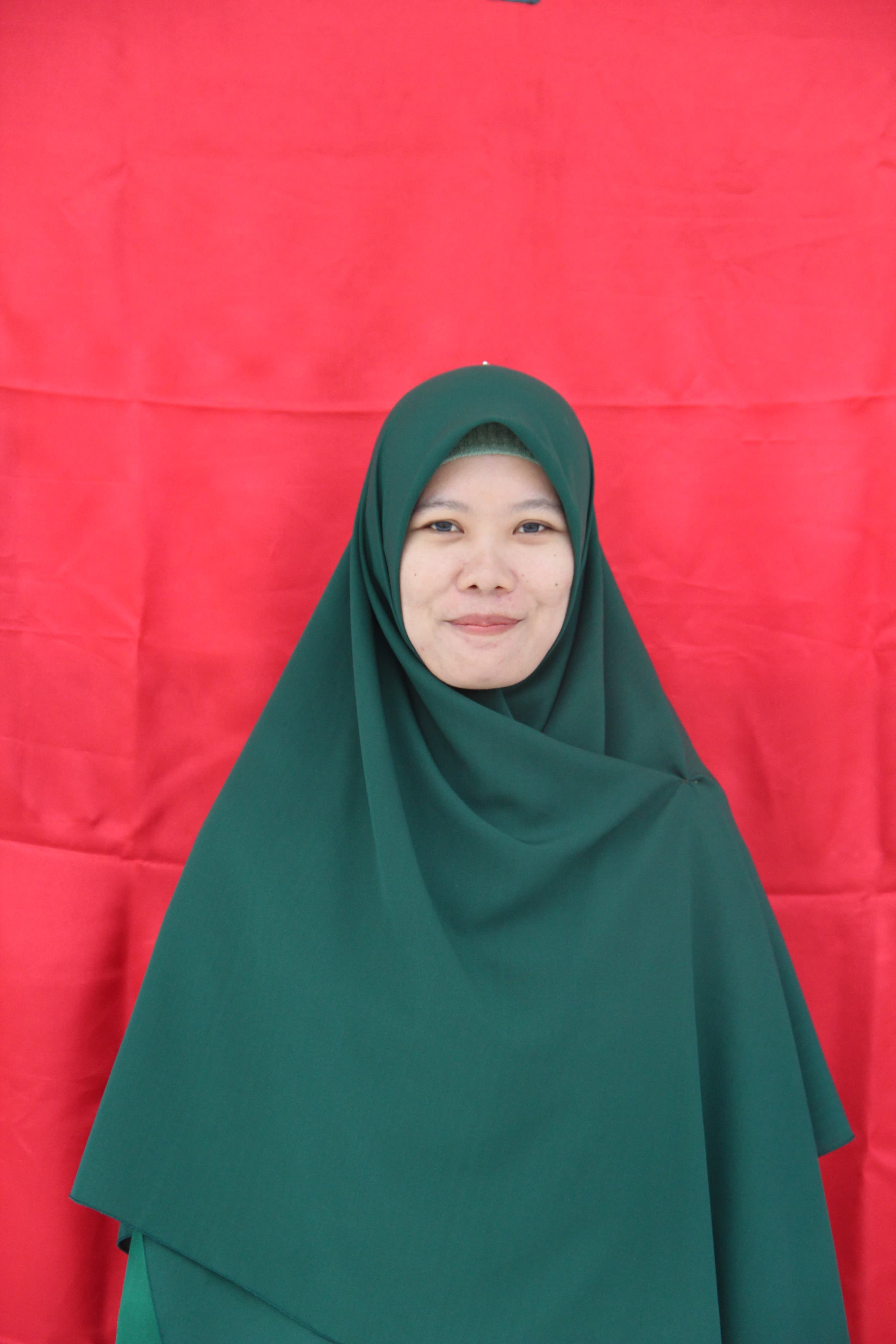 Umi Yesi Sweni, S.Pd