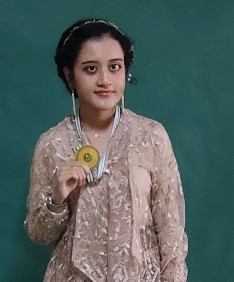 Ahenda Helga Shakila