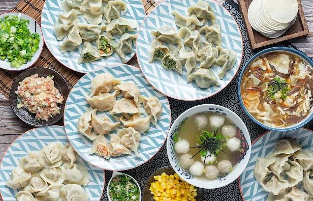 臺中后里深夜必吃！甲后路「后里湯餃」皮薄餡多超滿足