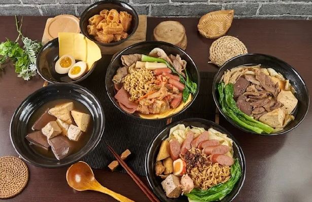 三重宵夜必吃神店！紅露湯滷專賣店 三重自強店：主打好喝到見底的銷魂湯頭