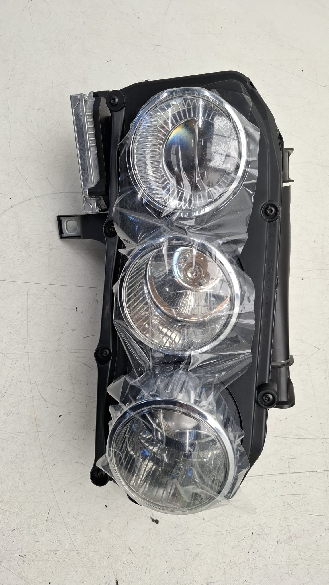 Genuine Alfa Romeo Right Headlight RHD with Ballast