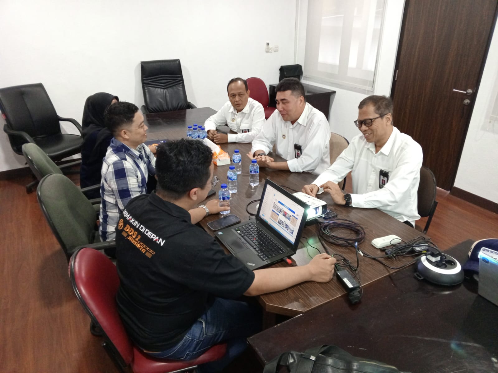 Membahas Rencana Pengadaan Sepeda Motor Yamaha
