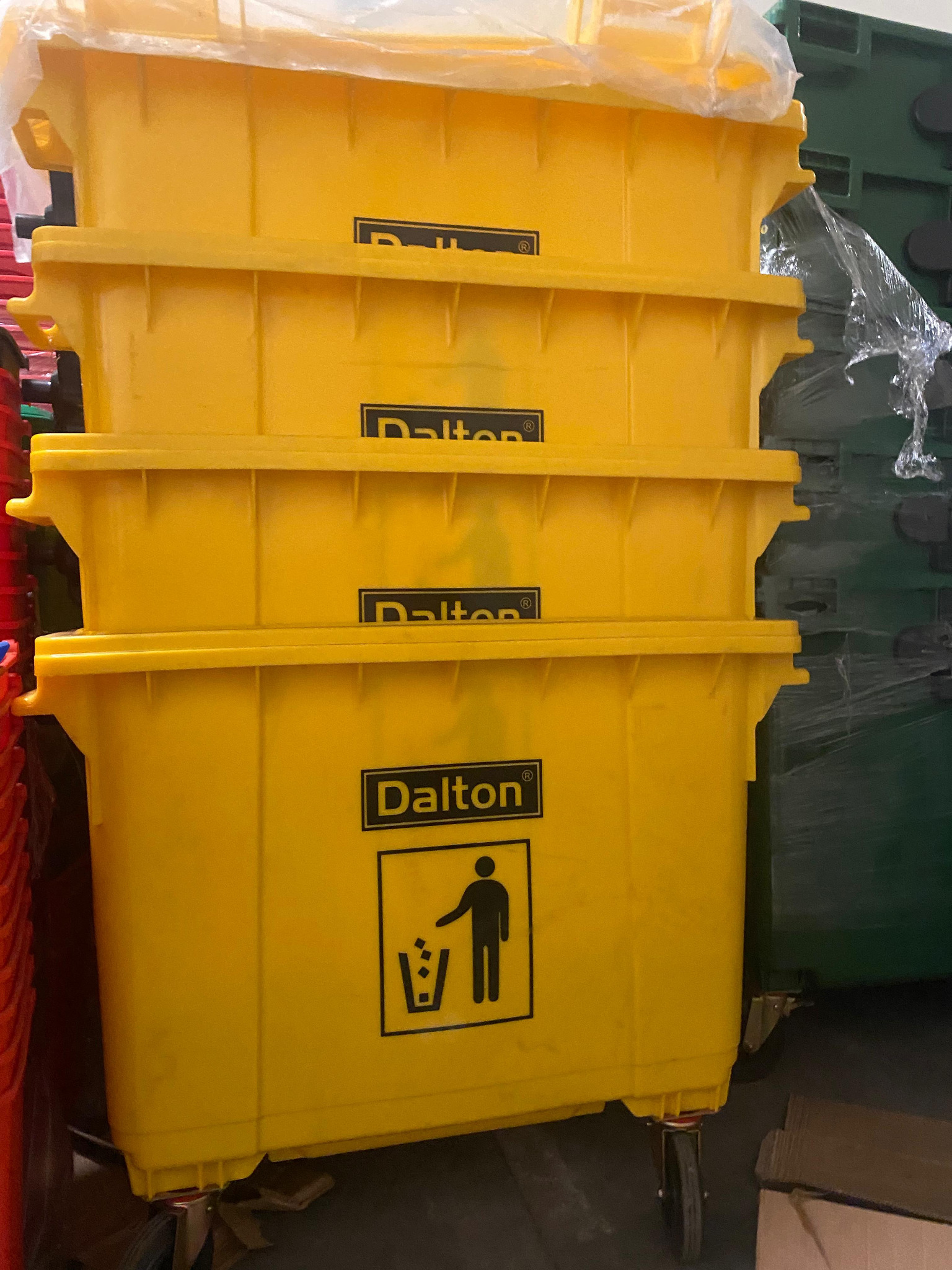 Tempat Sampah Dalton 660 Liter