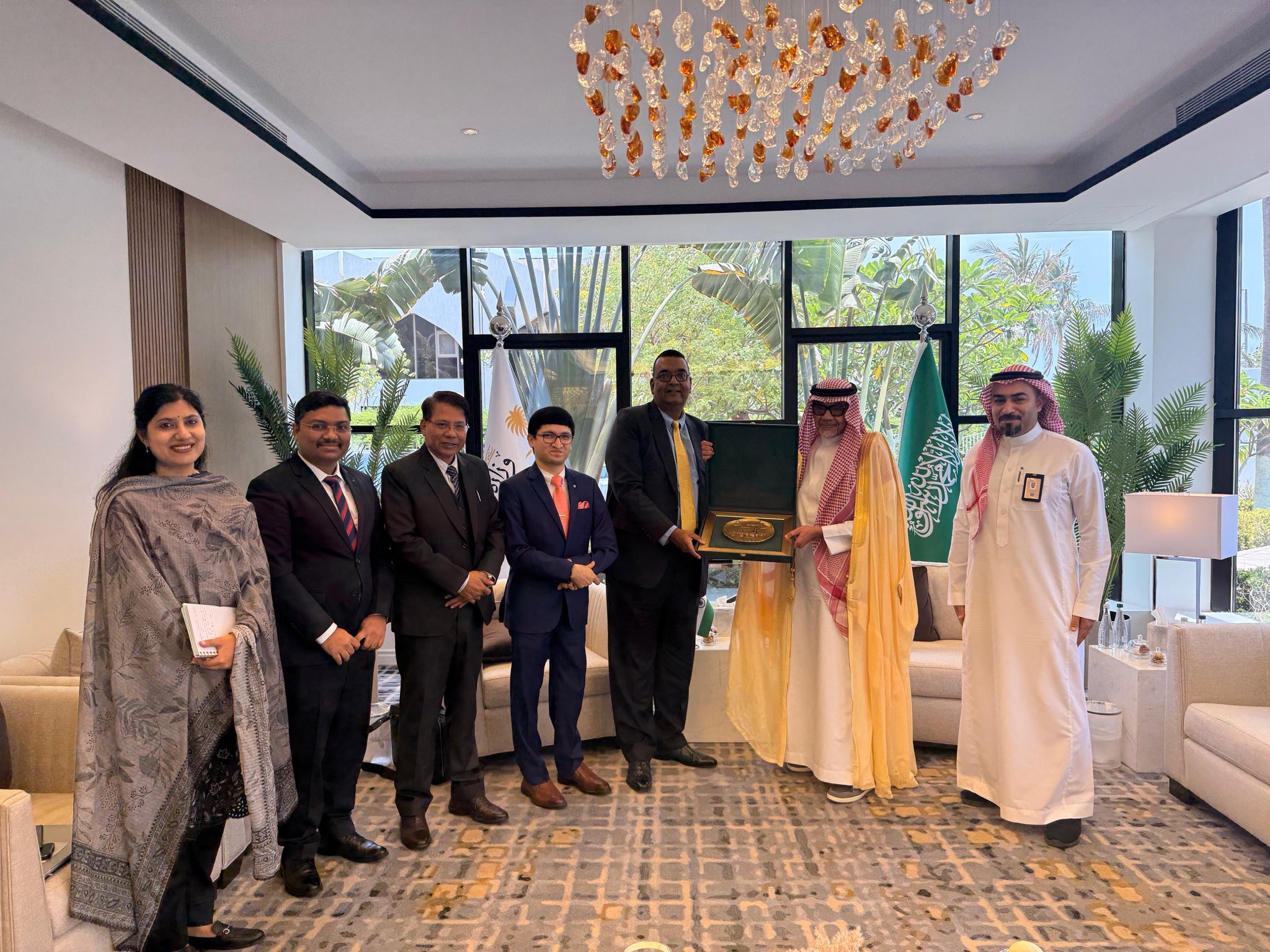 India, Saudi Arabia Discuss Digital Integration to Improve Haj-2027 Experience