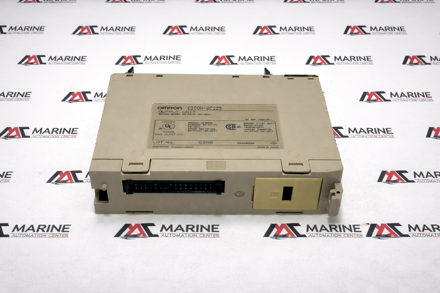 OMRON Relay Output Module C200H-OC225 thumbnail