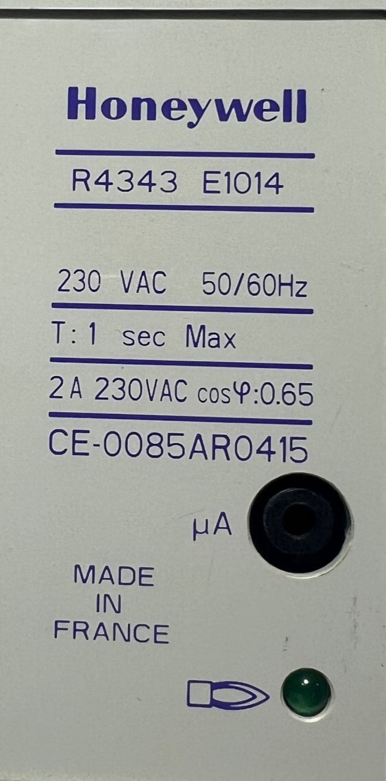 HONEYWELL R4343 E1014 RELAY FLAME DETECTOR thumbnail