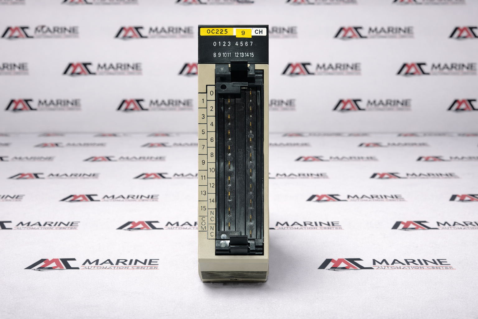 OMRON Relay Output Module C200H-OC225 thumbnail