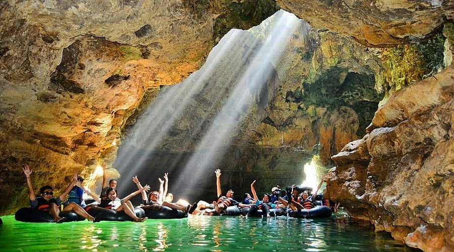 Menjelajah Gua Vertikal Goa Pindul 