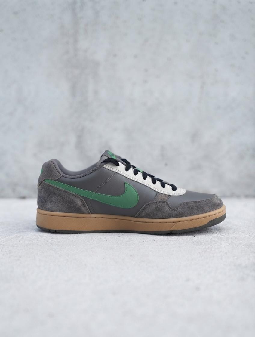 Nike Court Vision 