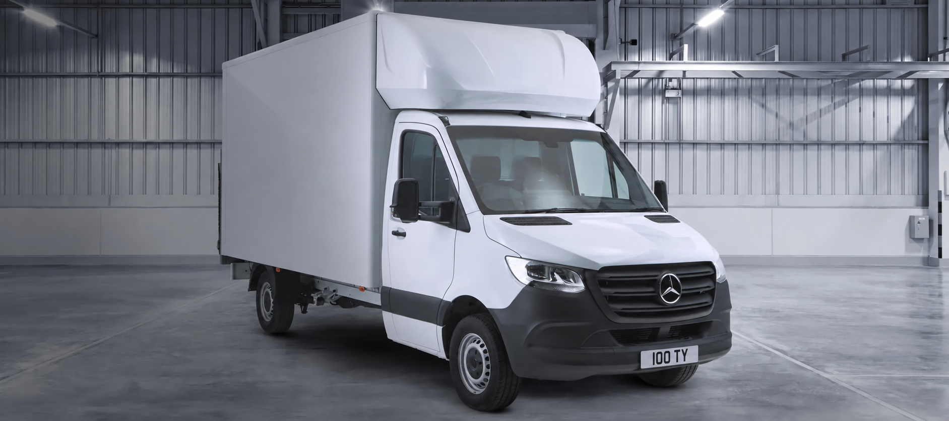 MERCEDES LUTON VAN