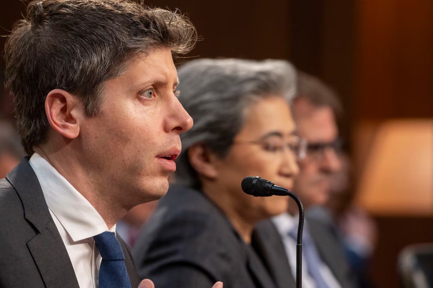 Tech Leaders Testify Before Senate Committee