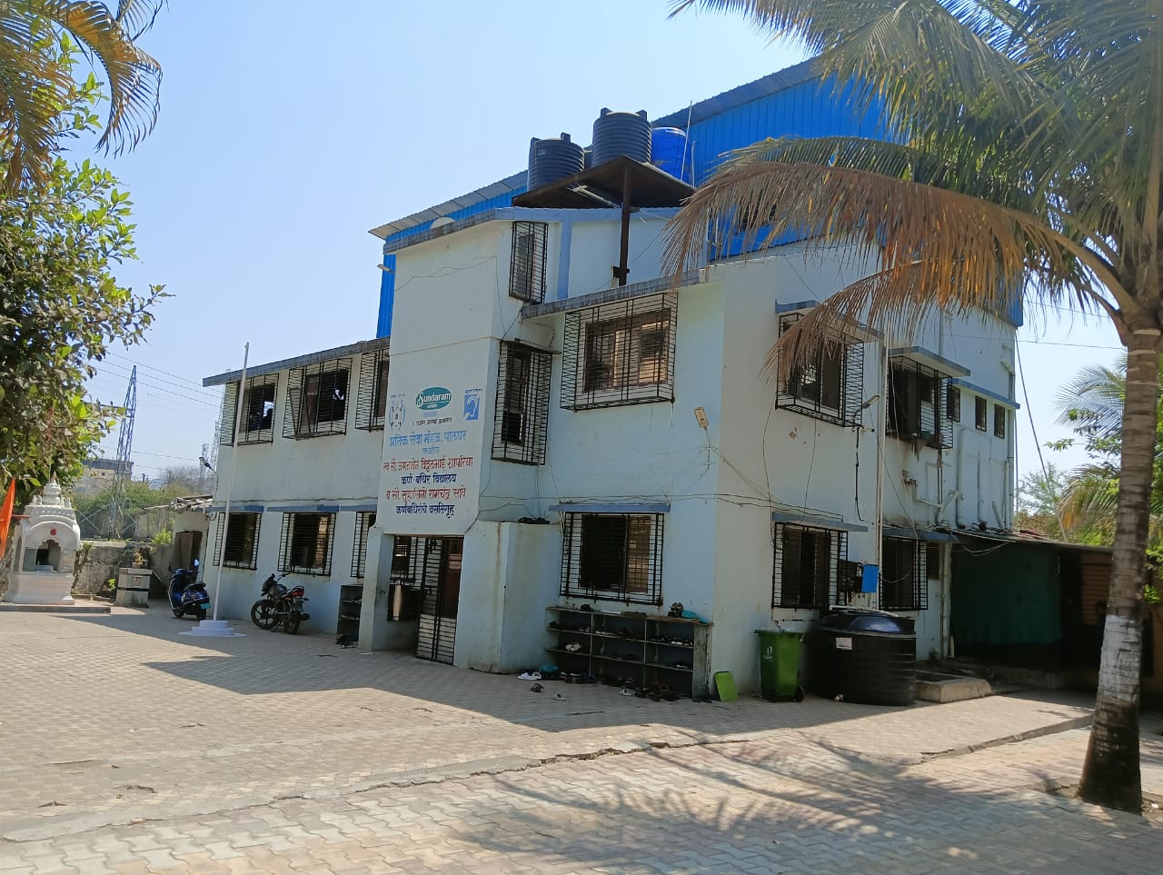 स्व. सौ. ज.वि. शापरिया कर्णबधिर विद्यालयातील विद्यार्थी