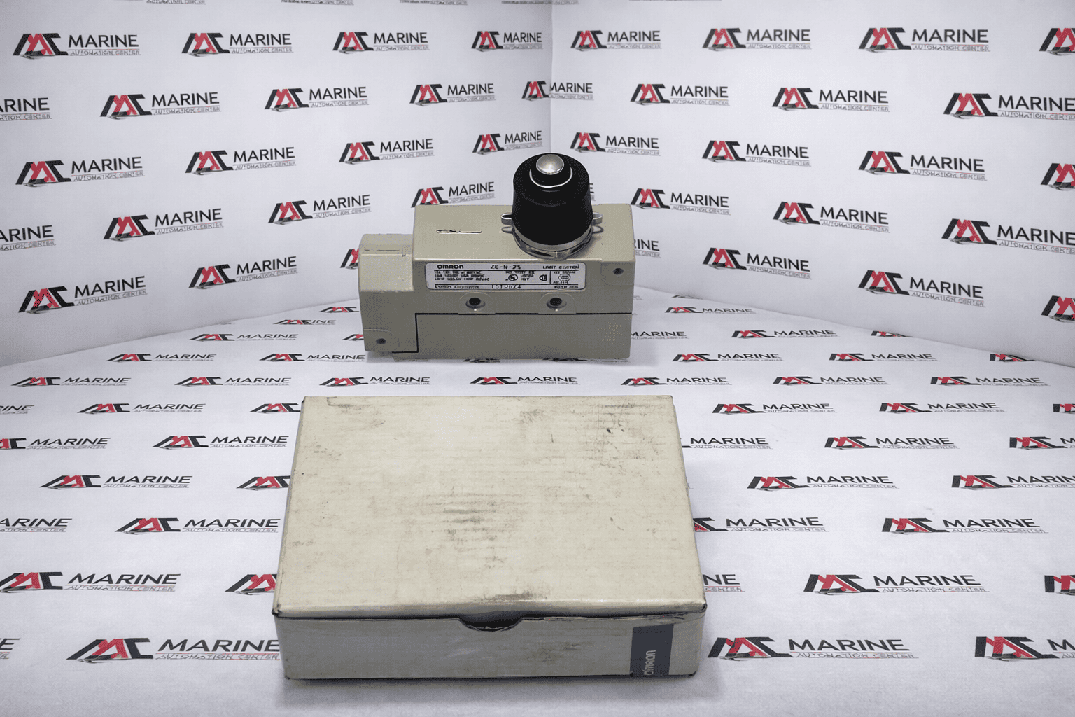 Omron Ze-n-2s Limit Switch thumbnail