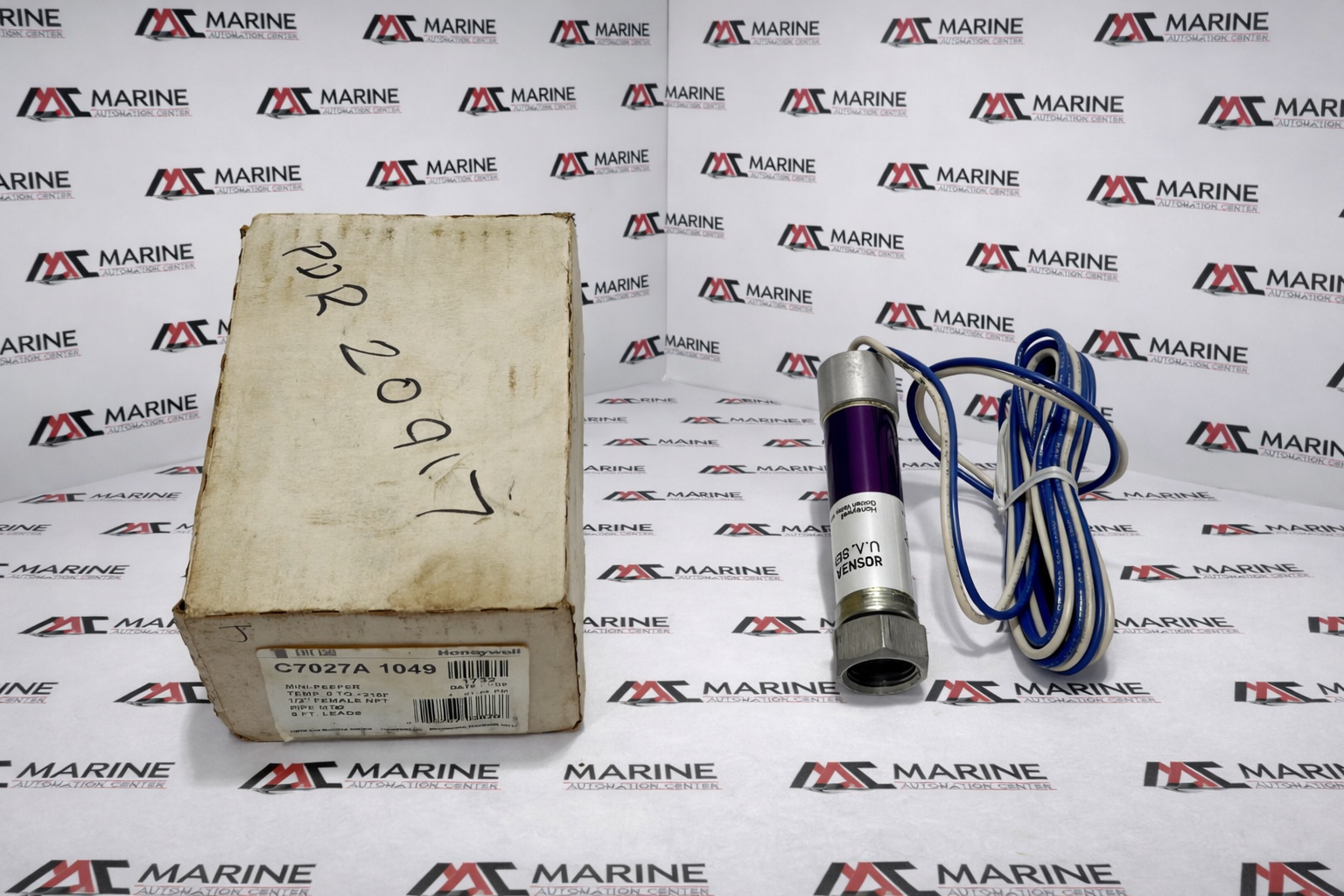 Honeywell C7027a1049 Flame Detector 0 to +215f thumbnail