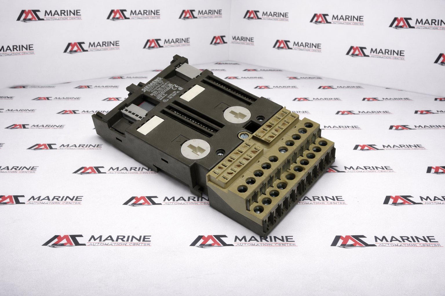 Siemens 6es5 700-8ma11 Bus Module C-k8d89959 thumbnail