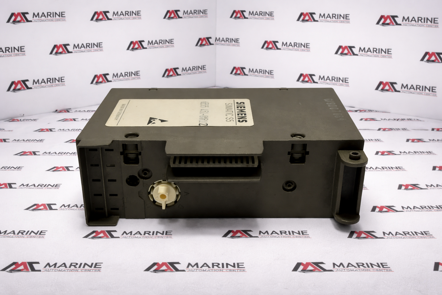 Siemens 6ES5 451-8MR11Z Simatic S5 Relay Output thumbnail