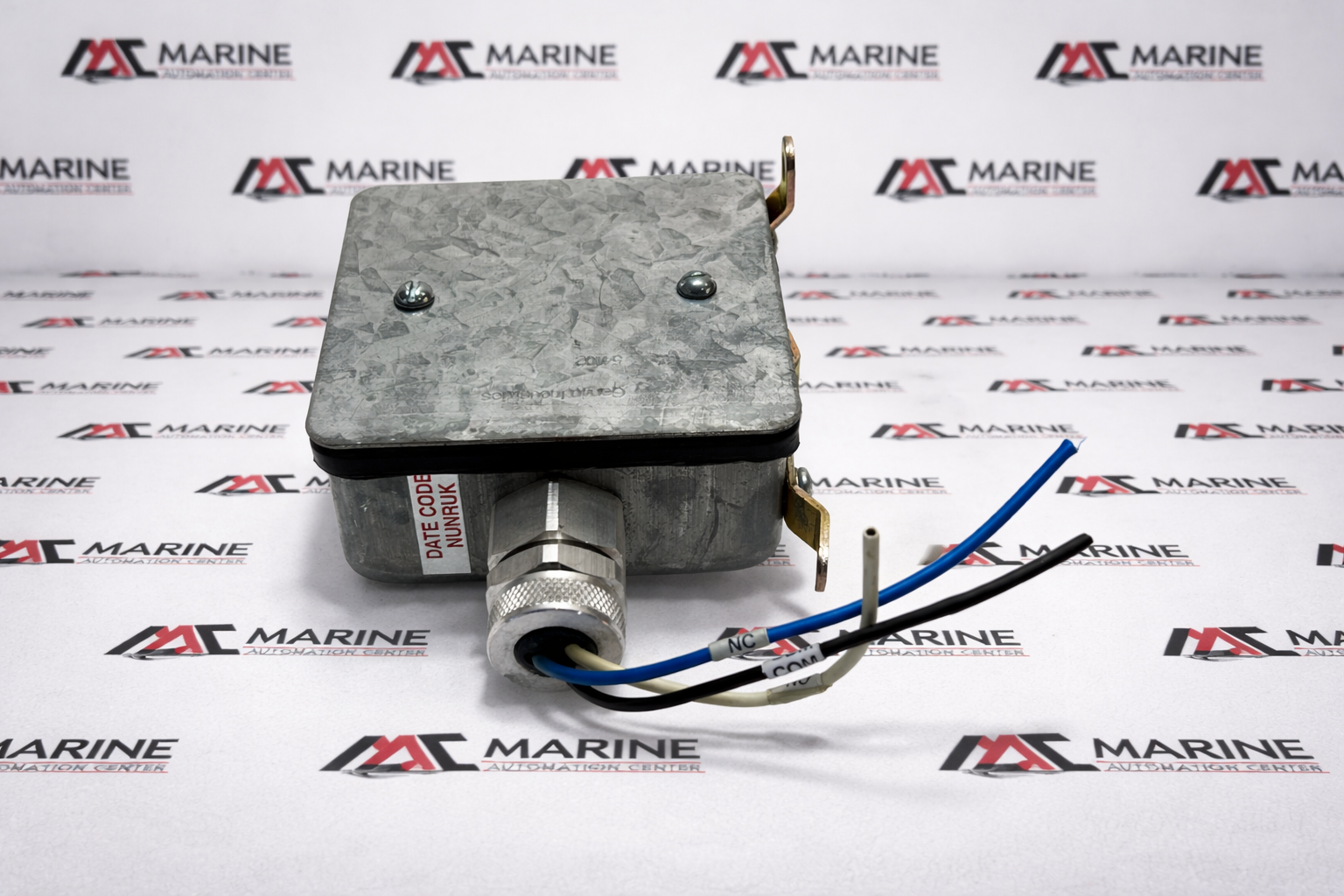 Caterpillar D25m06y20p475 Pressure Switch 2n-6955 thumbnail